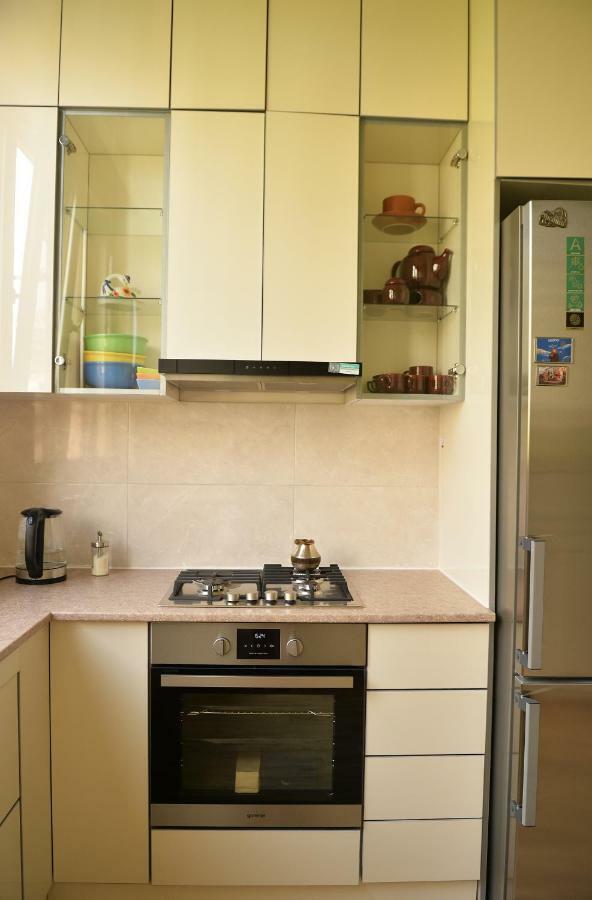 Spacious Modern 2 Bedrooms Apartment In Central Yerevan Exterior foto